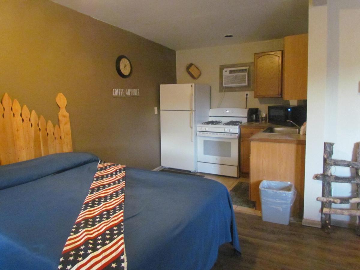 True North Motel Colorado Springs Bagian luar foto